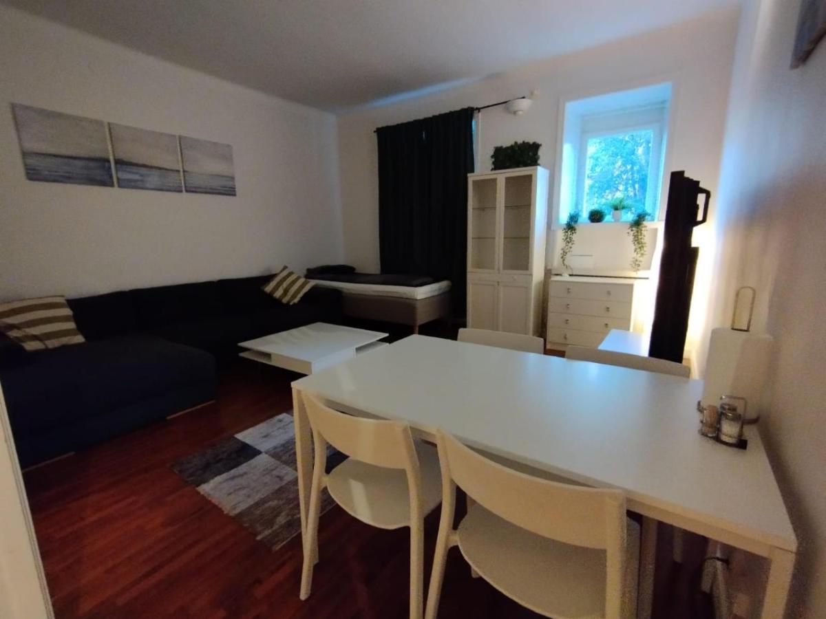 Furnished 58 M2 Restaurant In The Heart Of City ! Stockholm Bagian luar foto